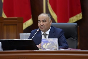 Депутат Нурланбек Шакиев избран на должность Торага Жогорку Кенеша КР