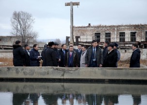 Жогорку Кеӊештин Төрагасы Ч.Турсунбеков Ысык-Көл облусуна болгон жумушчу иш сапарынын  жүрүшүндө Каракол шаарынын ички жолдорунун, Чолпон-Ата шаарындагы саркынды сууларды тазалоочу жайдын абалынан кабар алды