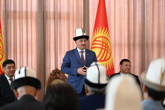 Торага Нурланбек Шакиев встретился с представителями кыргызской диаспоры, проживающими в Узбекистане